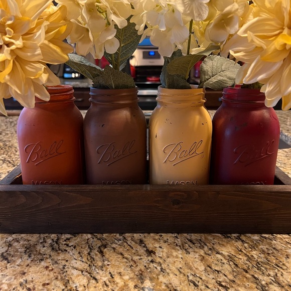 Mason Jar Centerpiece 🌻 - Picture 2 of 6